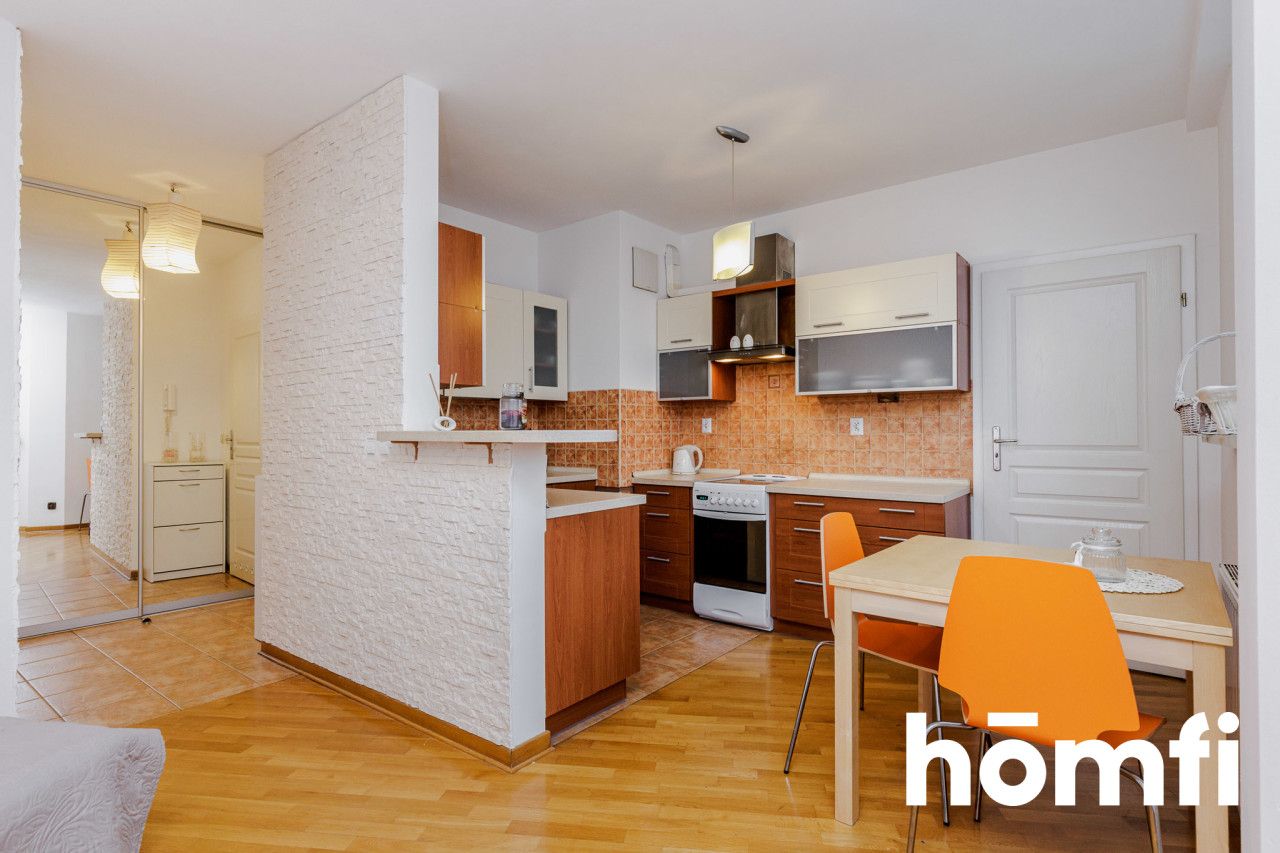 Komfortowa kawalerka z garderobą przy metrze - Mieszkanie - Wynajem - Warszawa, Ursynów