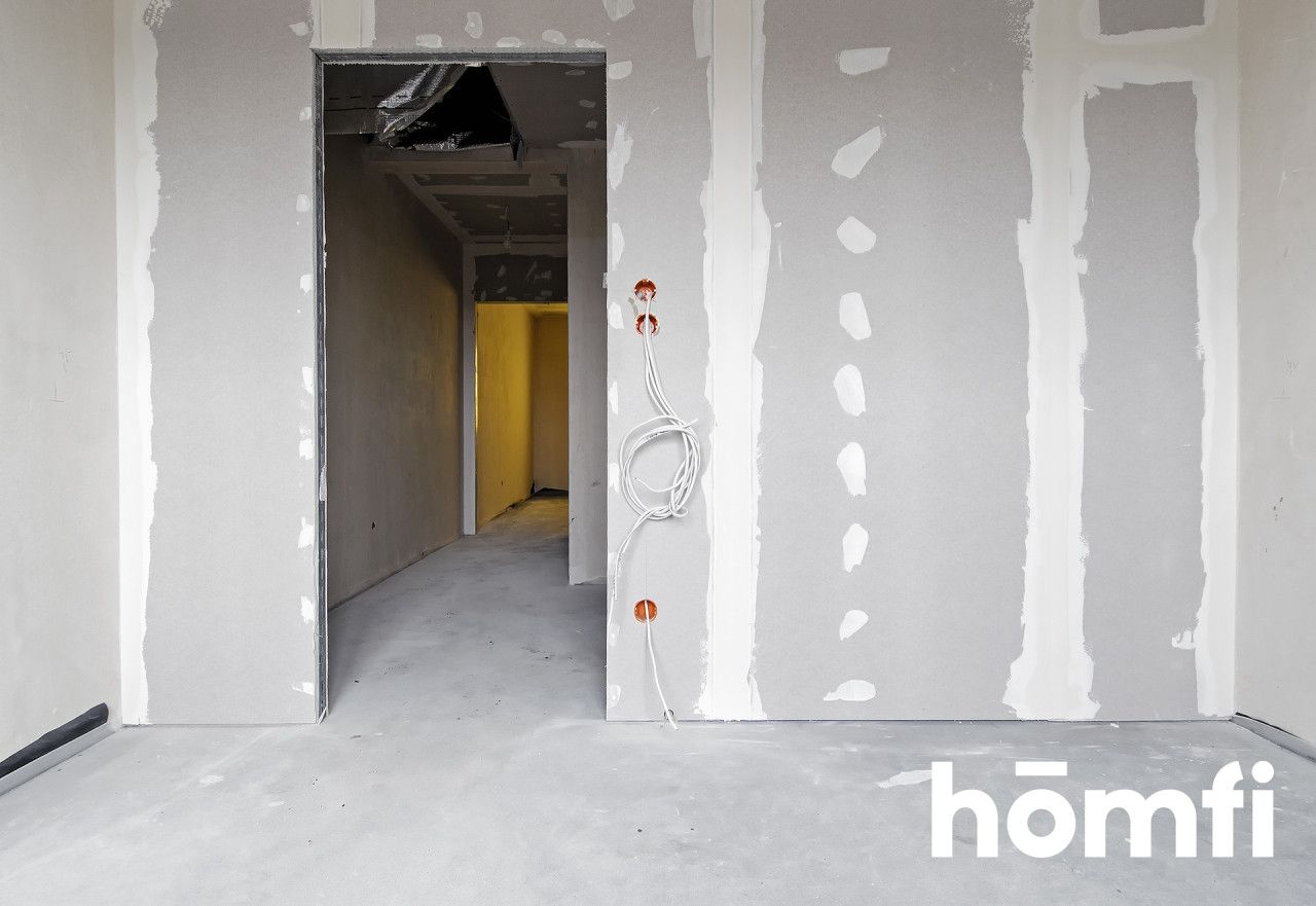 Dwupoziomowy, 3 pokojowy lokal mieszkalny w zabudowie szeregowej w Komornikach w gminie Kleszczewo - Mieszkanie - Sprzedaż - Poznański, Kleszczewo / Komorniki