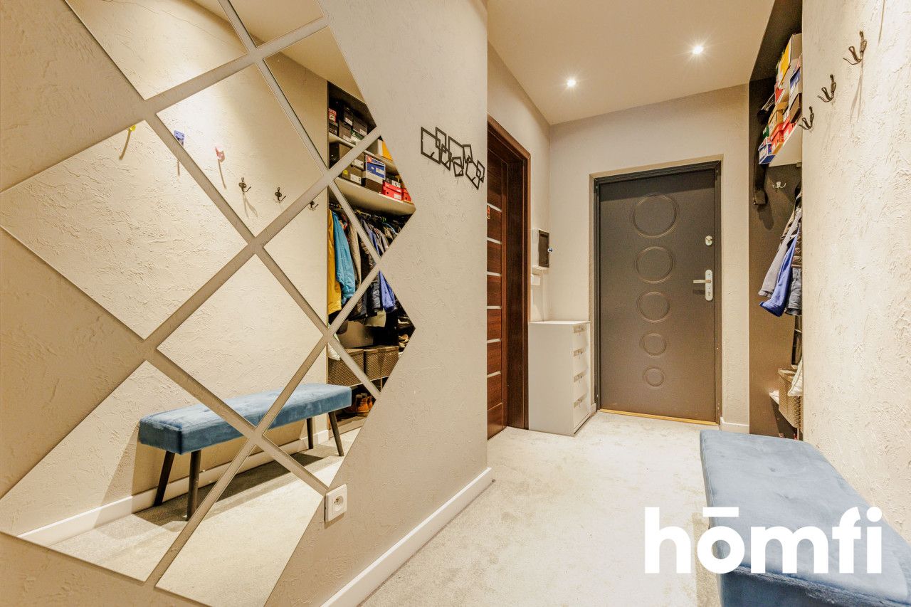 Parterowy dom do wprowadzenia w otulinie lasu - Dom - Sprzedaż - Piaseczyński, Tarczyn / Prace Duże