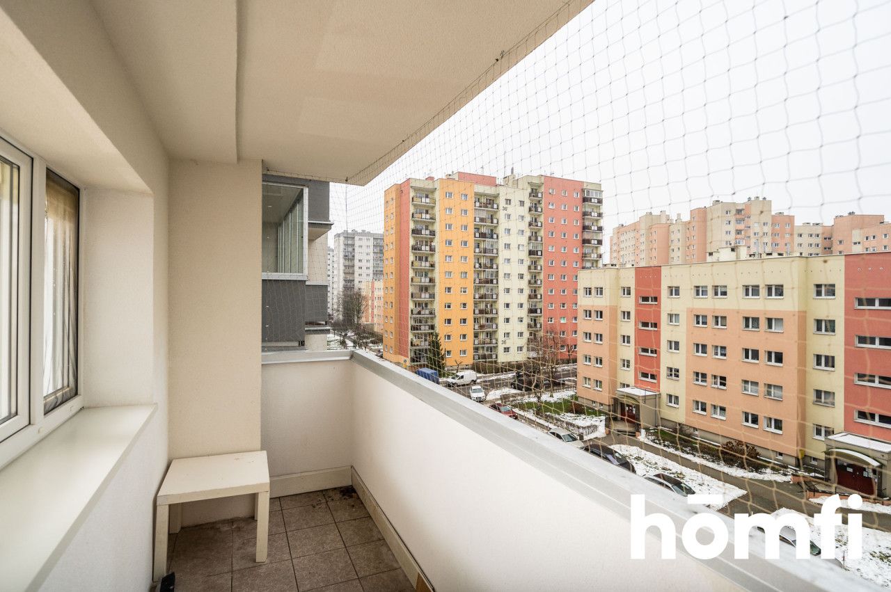 os. Oświecenia, 65m²: 3 pokoje z osobną kuchnią i dużym balkonem - Mieszkanie - Wynajem - Kraków, Nowa Huta / Mistrzejowice