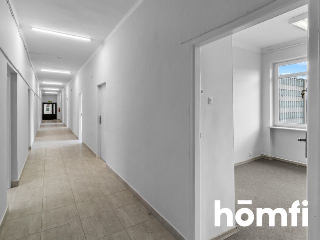 OFFICE PREMISES IN THE CENTER OF SIEDLEC - Комерційне приміщення - Продаж - Siedlce