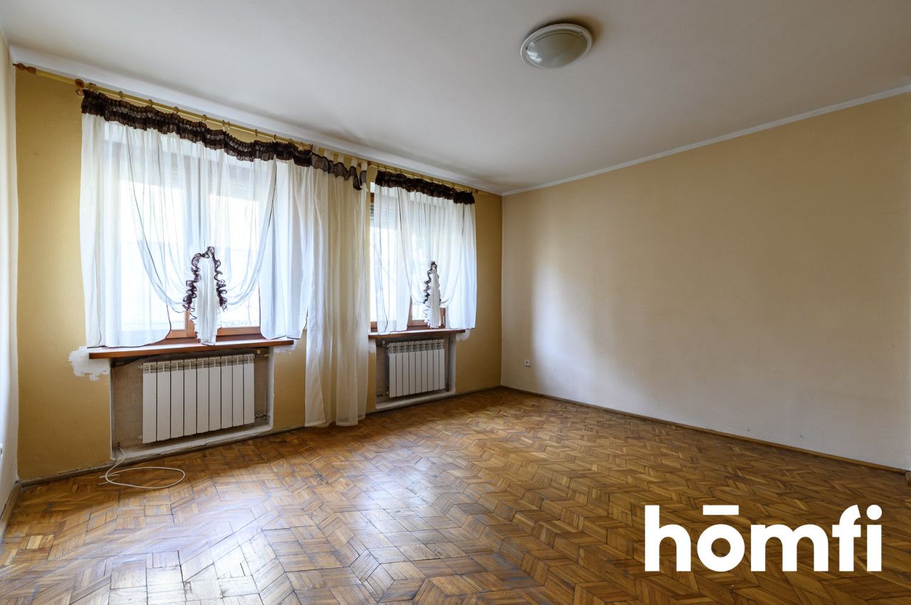 C5-Room Apartment in a Quiet Area of Barczewo. - Дім - Продаж - Olsztyński, Barczewo