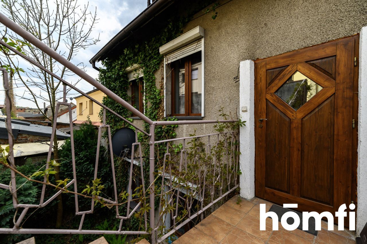 C5-Room Apartment in a Quiet Area of Barczewo. - Дім - Продаж - Olsztyński, Barczewo