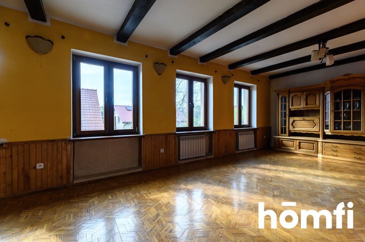 C5-Room Apartment in a Quiet Area of Barczewo. - Дім - Продаж - Olsztyński, Barczewo