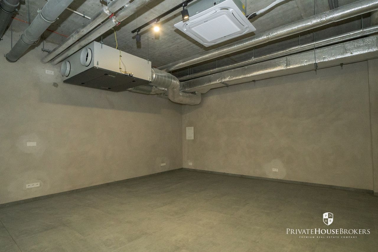 Lokal handlowo usługowy Dąbrowskiego 116 mkw - Lokal użytkowy - Wynajem - Kraków, Podgórze