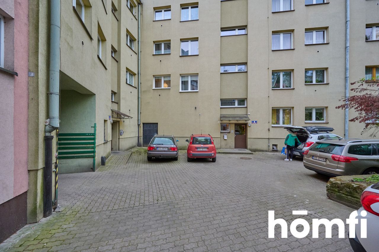 NA SPRZEDAŻ KAWALERKA W CENTRUM OLEŚNICY - Mieszkanie - Sprzedaż - Oleśnicki, Oleśnica