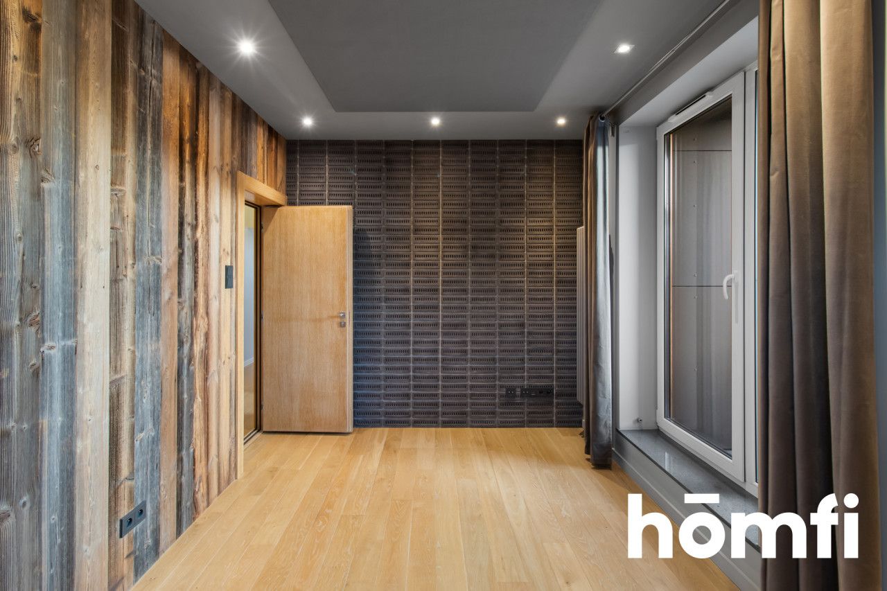 Spacious apartment on the top floor! - Apartment - Sale - Kielce, KSM