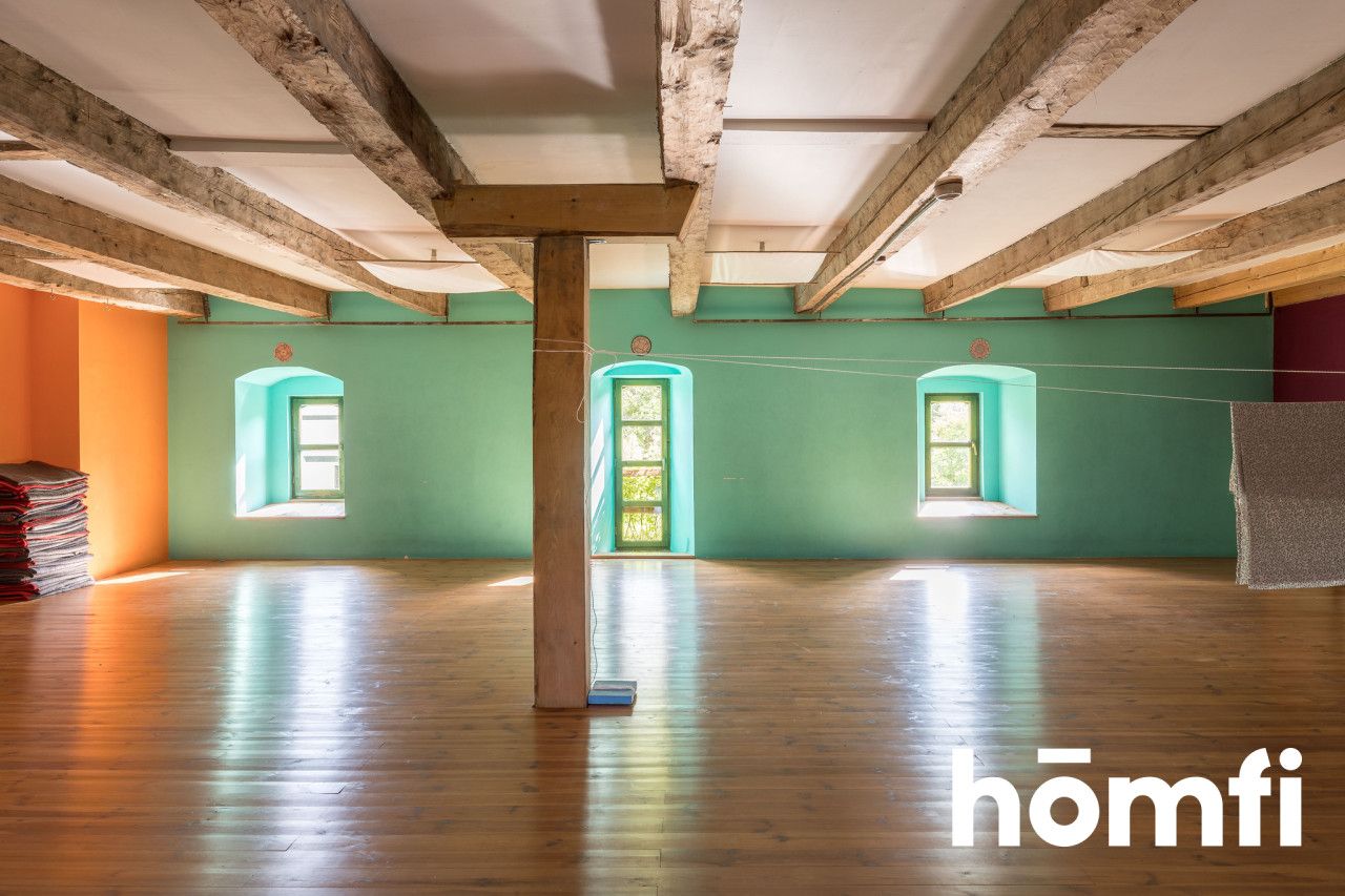 A unique historic manor house with an investment plot - Дім - Продаж - Suski, Zembrzyce / Tarnawa Dolna