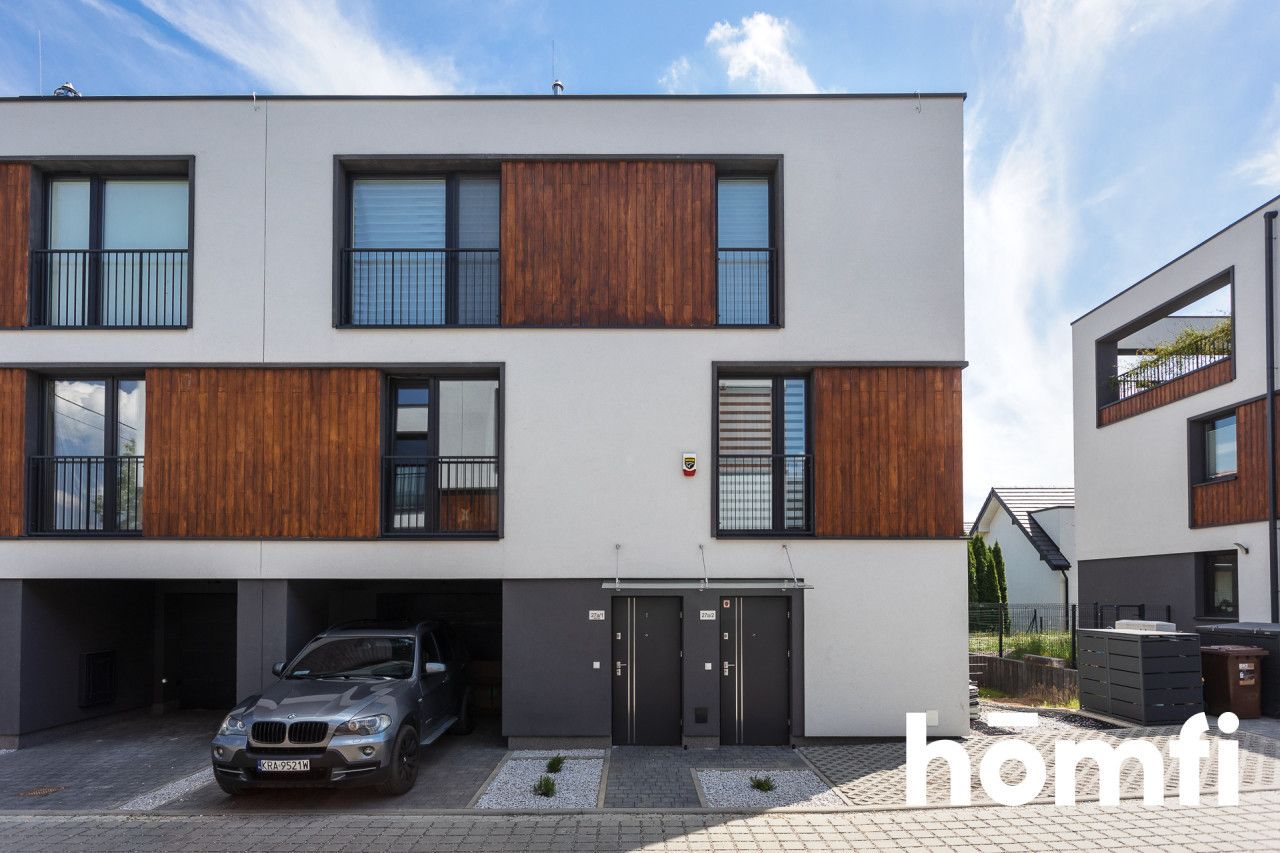 A modern duplex apartament with a private garden and two parking slots in Zielonki - Apartment - Rent - Krakowski, Zielonki