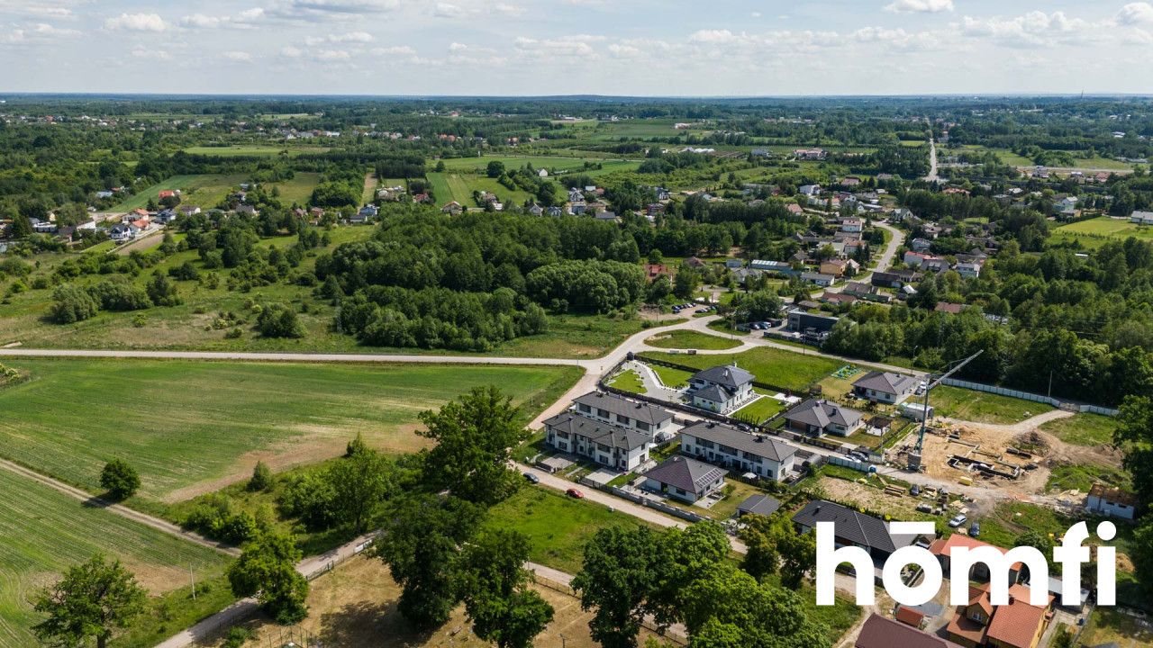 Dom w zabudowie szeregowej w uroczej okolicy! - Dom - Sprzedaż - Radomski, Kowala / Kosów