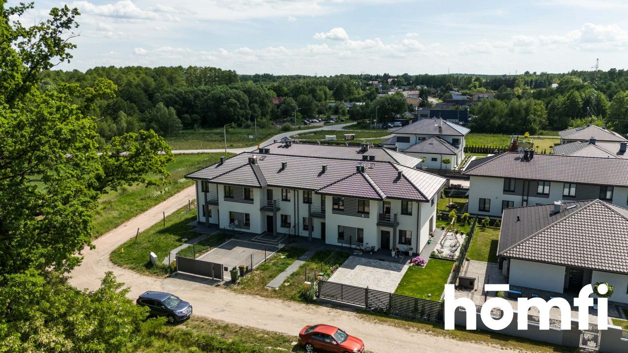 Dom w zabudowie szeregowej w uroczej okolicy! - Dom - Sprzedaż - Radomski, Kowala / Kosów