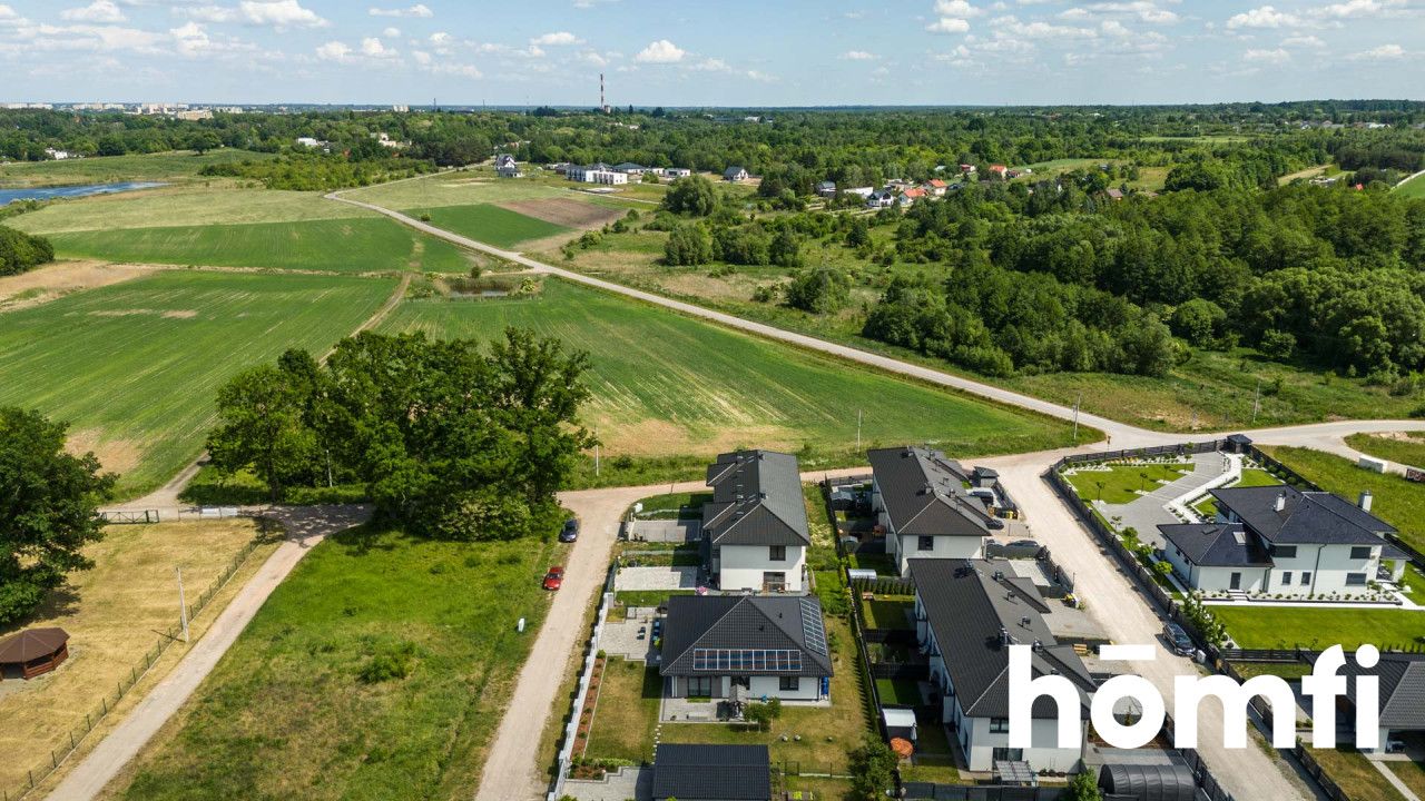 Dom w zabudowie szeregowej w uroczej okolicy! - Dom - Sprzedaż - Radomski, Kowala / Kosów