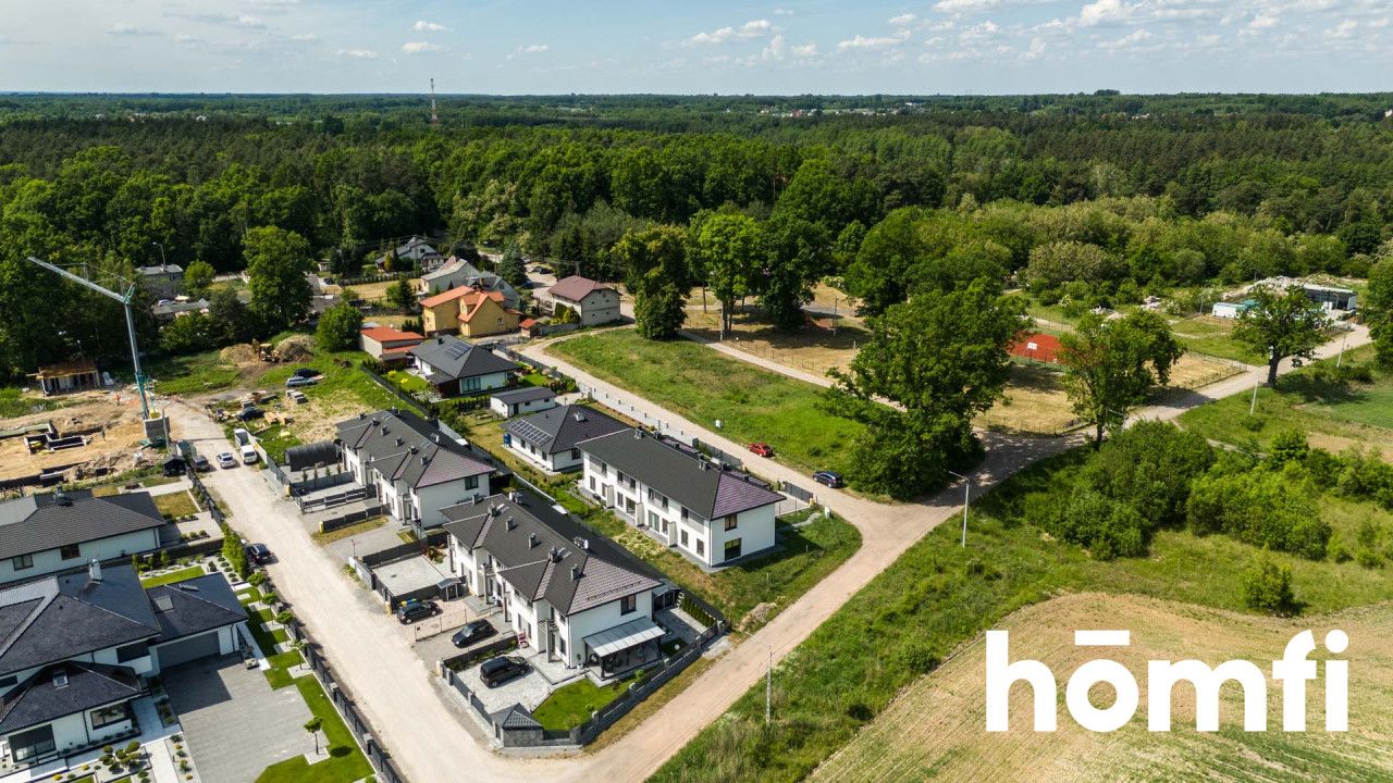 Dom w zabudowie szeregowej w uroczej okolicy! - Dom - Sprzedaż - Radomski, Kowala / Kosów