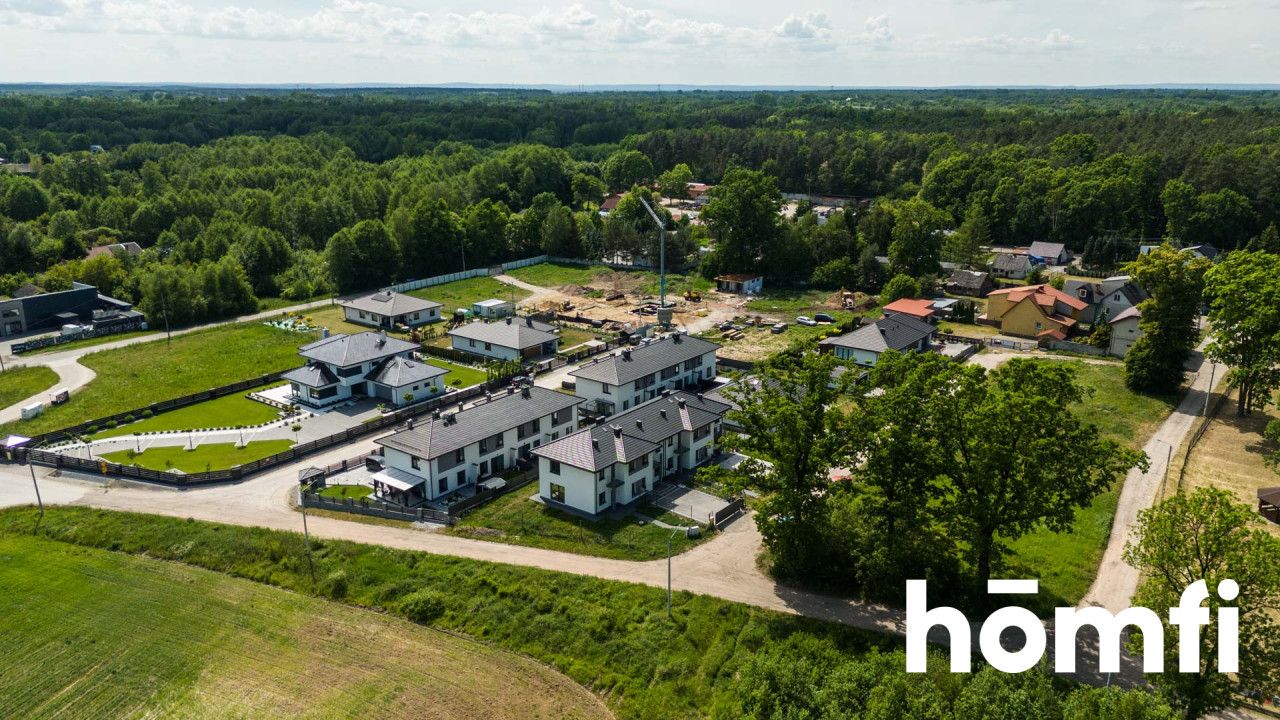 Dom w zabudowie szeregowej w uroczej okolicy! - Dom - Sprzedaż - Radomski, Kowala / Kosów