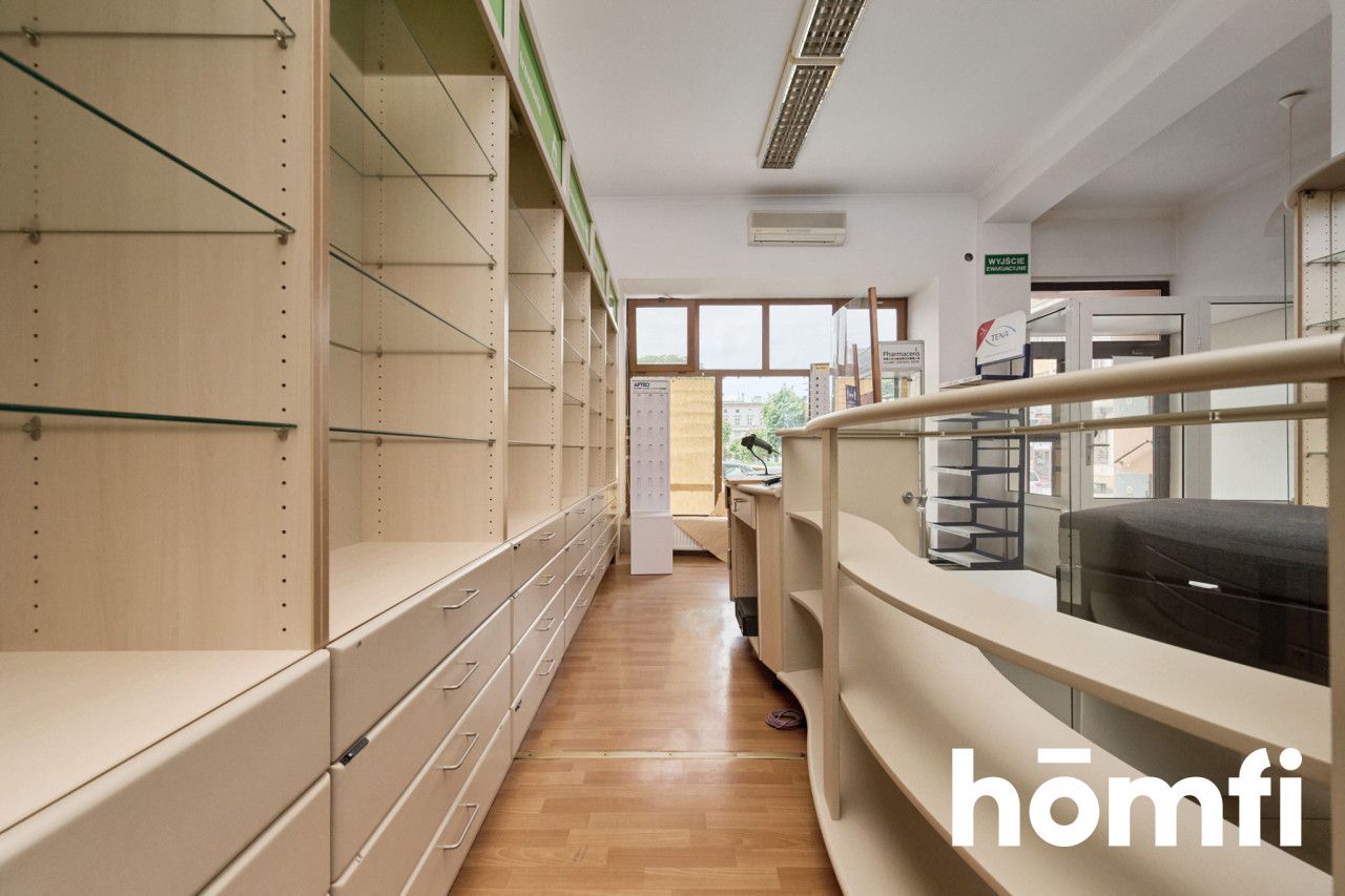 Na sprzedaż lokal Rynek Ziębice 115 m2 - Комерційне приміщення - Продаж - Ząbkowicki, Ziębice