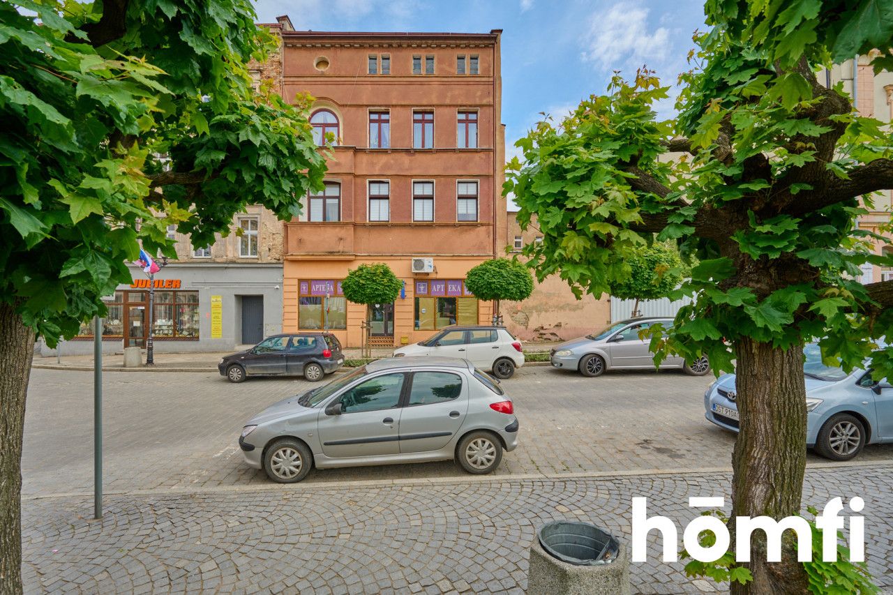 Na sprzedaż lokal Rynek Ziębice 115 m2 - Комерційне приміщення - Продаж - Ząbkowicki, Ziębice