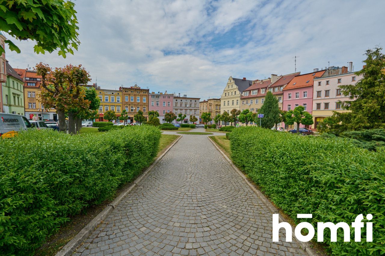 Na sprzedaż lokal Rynek Ziębice 115 m2 - Комерційне приміщення - Продаж - Ząbkowicki, Ziębice