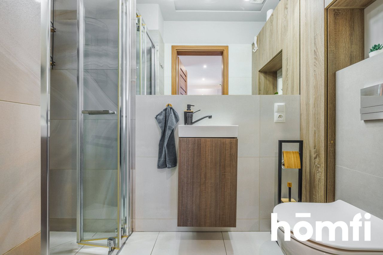 Narożna szeregówka o pow. 121,7 m² na 3,65 ar działce z garażem w bryle budynku - Dom - Sprzedaż - Rzeszów, Budziwój