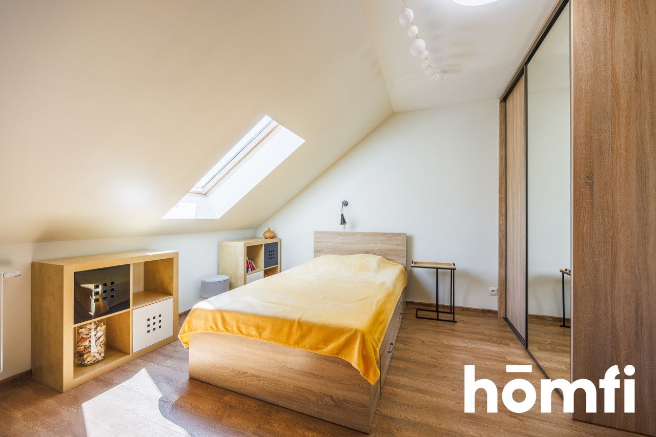 Narożna szeregówka o pow. 121,7 m² na 3,65 ar działce z garażem w bryle budynku - Dom - Sprzedaż - Rzeszów, Budziwój