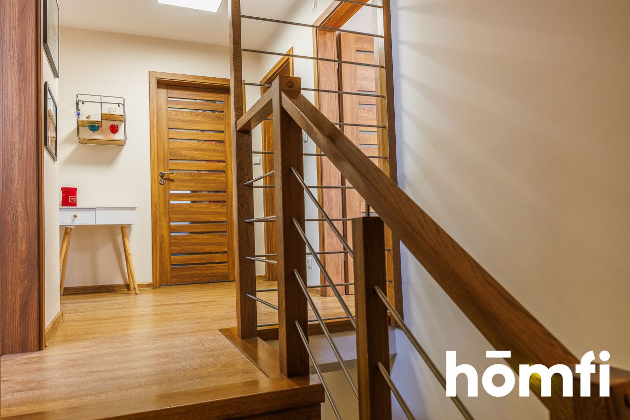 Narożna szeregówka o pow. 121,7 m² na 3,65 ar działce z garażem w bryle budynku - Dom - Sprzedaż - Rzeszów, Budziwój