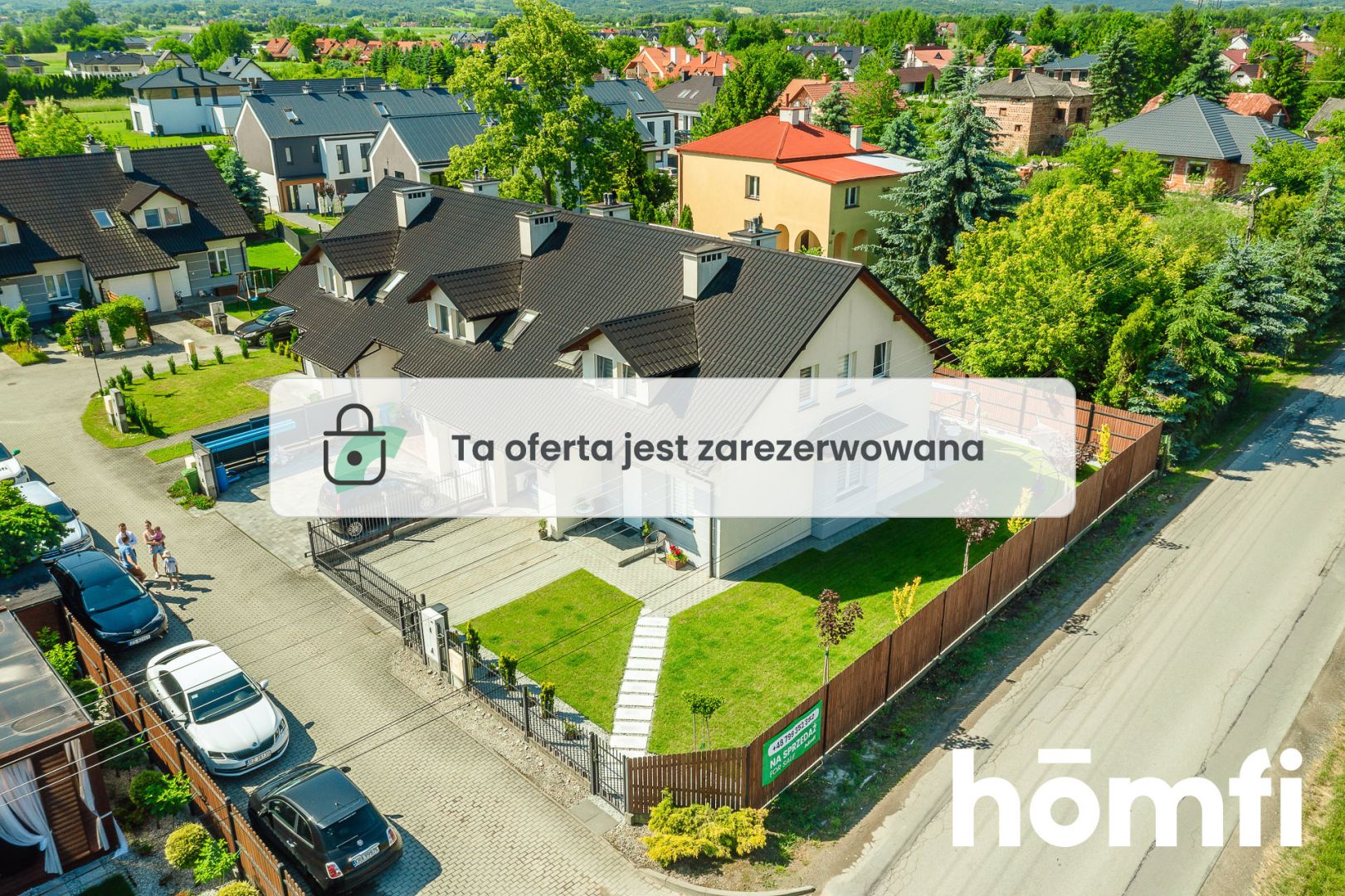 Narożna szeregówka o pow. 121,7 m² na 3,65 ar działce z garażem w bryle budynku - Dom - Sprzedaż - Rzeszów, Budziwój