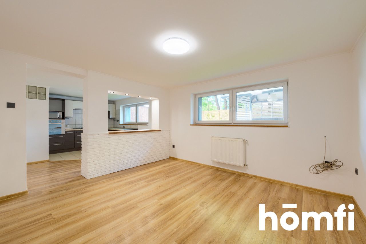 Nieruchomość / Dom / 3 Mieszkania w jednym - Dom - Sprzedaż - Oławski, Oława