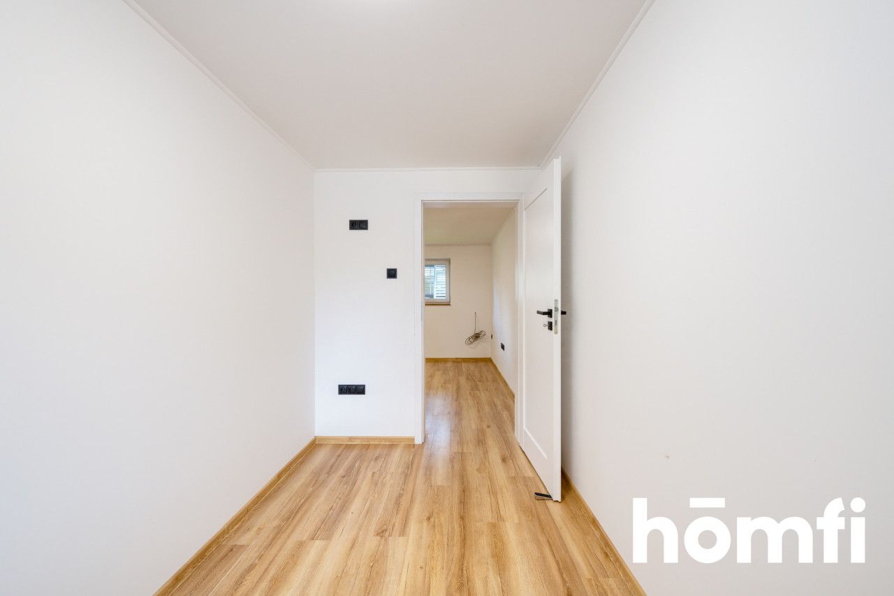 Nieruchomość / Dom / 3 Mieszkania w jednym - Dom - Sprzedaż - Oławski, Oława