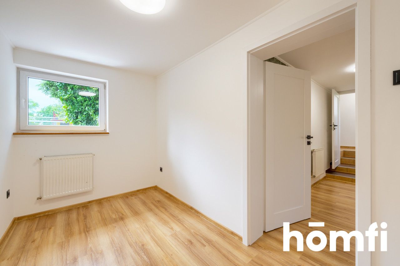 Nieruchomość / Dom / 3 Mieszkania w jednym - Dom - Sprzedaż - Oławski, Oława