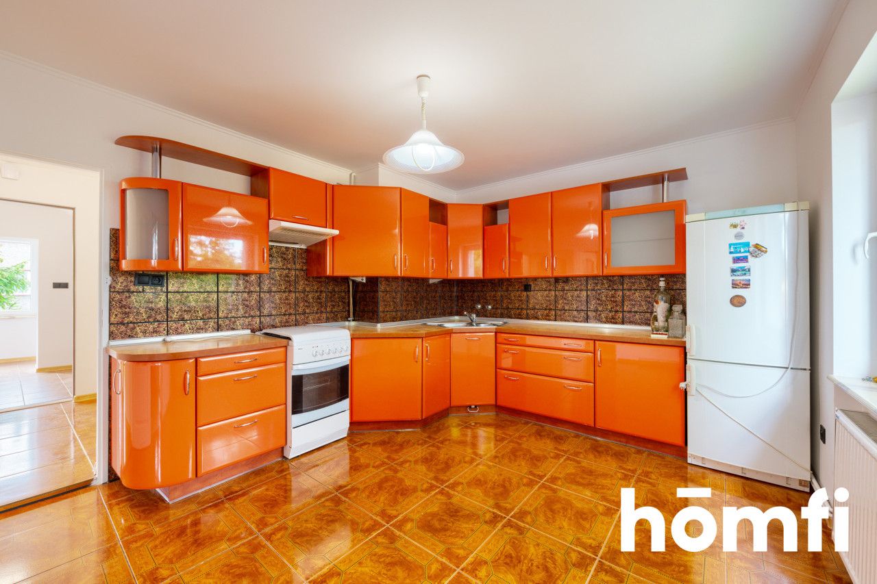 Nieruchomość / Dom / 3 Mieszkania w jednym - Dom - Sprzedaż - Oławski, Oława