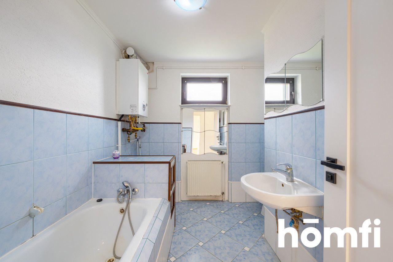 Nieruchomość / Dom / 3 Mieszkania w jednym - Dom - Sprzedaż - Oławski, Oława