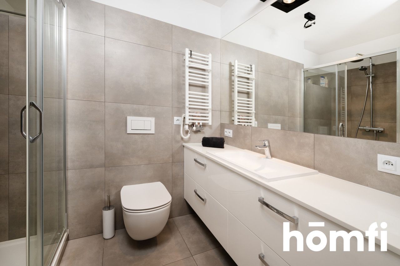 Przestronny penthouse z wieżą w centrum Łodzi - Mieszkanie - Sprzedaż - Łódź, Śródmieście