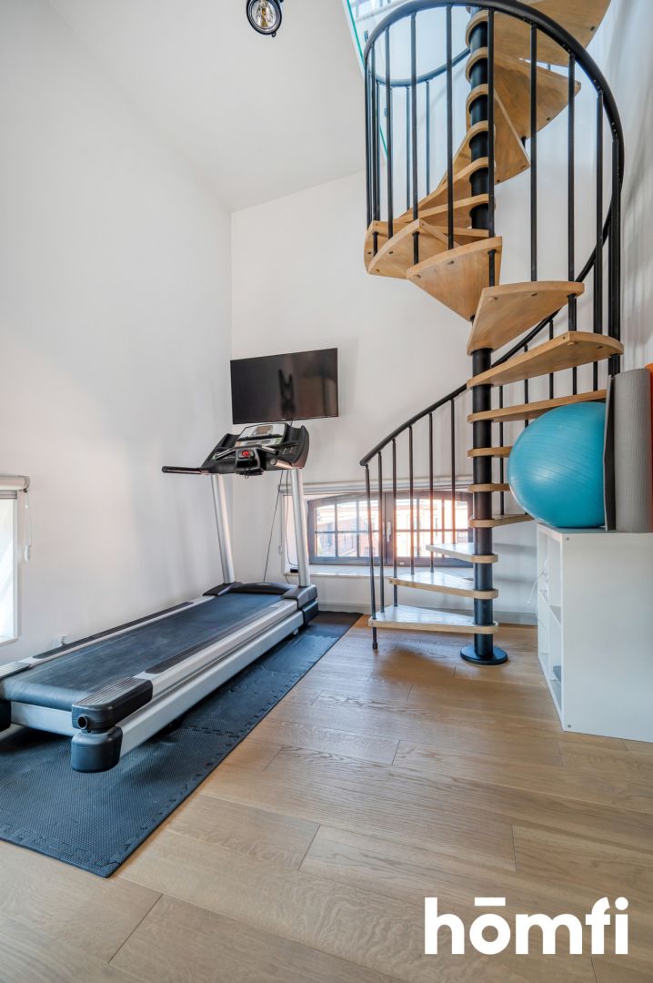 Przestronny penthouse z wieżą w centrum Łodzi - Mieszkanie - Sprzedaż - Łódź, Śródmieście