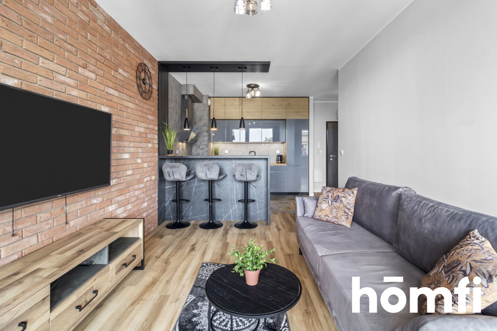 Mieszkanie z miejscem postojowym i komórką - Mieszkanie - Wynajem - Radom, Śródmieście