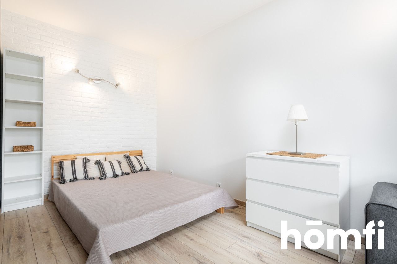 Słoneczna kawalerka z miejscem parkingowym - Mieszkanie - Wynajem - Warszawa, Ochota / Szczęśliwice