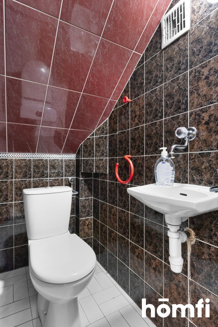 House in a Quiet and Peaceful Area - Dąbrowa Estate - Дім - Продаж - Kielce, os. Na Stoku