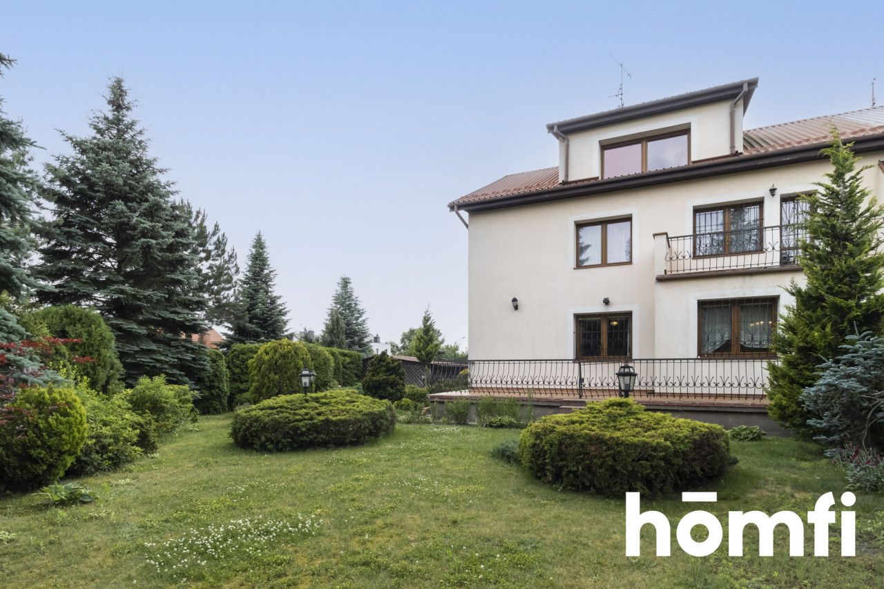 House in a Quiet and Peaceful Area - Dąbrowa Estate - Дім - Продаж - Kielce, os. Na Stoku