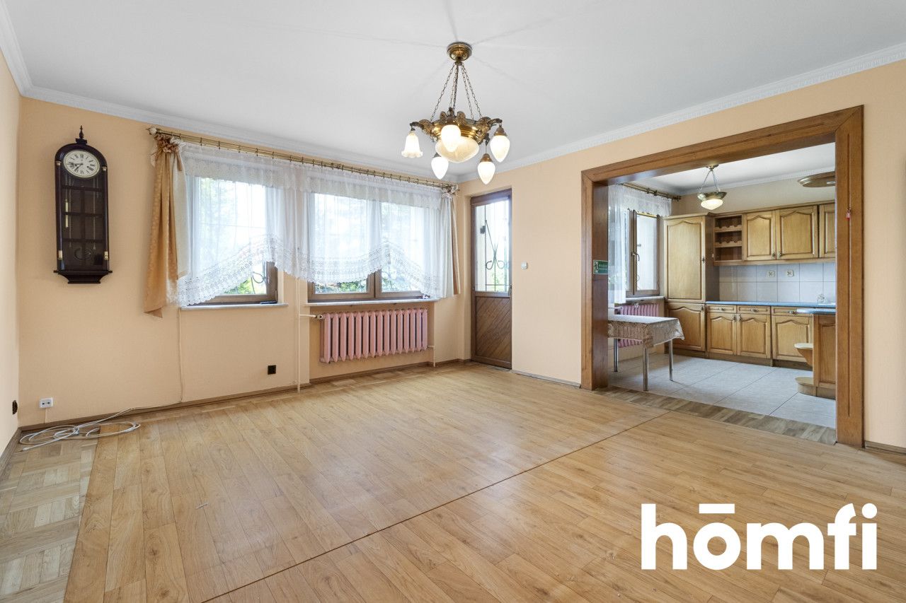 House in a Quiet and Peaceful Area - Dąbrowa Estate - Дім - Продаж - Kielce, os. Na Stoku