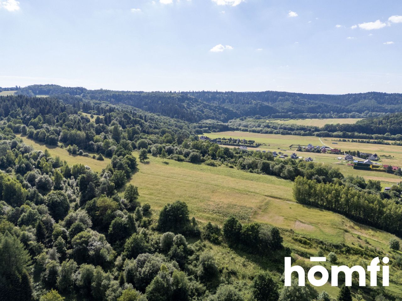 Atrakcyjna działka inwestycyjna w Huzelach - Działka - Sprzedaż - Leski, Lesko / Huzele