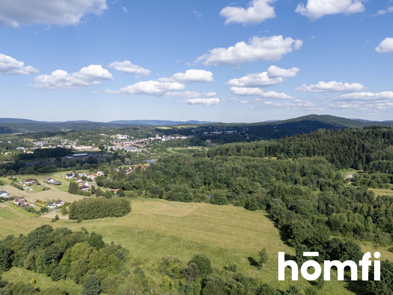 Atrakcyjna działka inwestycyjna w Huzelach - Działka - Sprzedaż - Leski, Lesko / Huzele