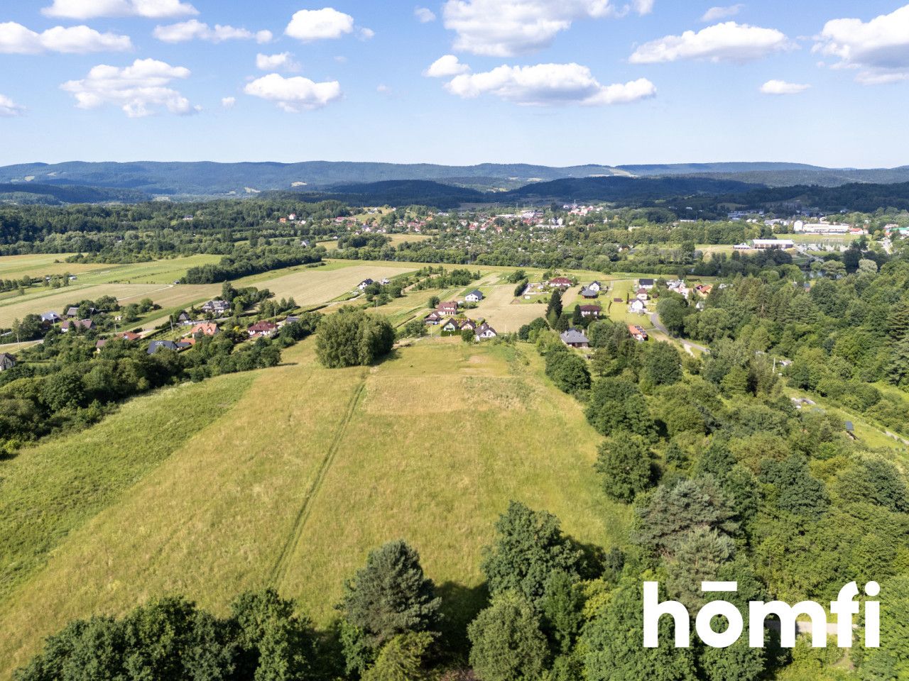 Atrakcyjna działka inwestycyjna w Huzelach - Działka - Sprzedaż - Leski, Lesko / Huzele