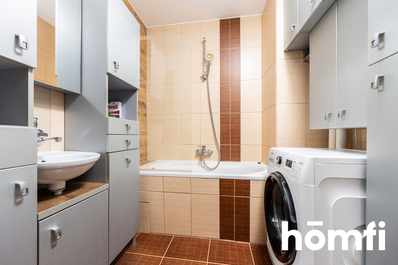 Trzy niezależne pokoje do wejścia - Mieszkanie - Sprzedaż - Kraków, Nowa Huta