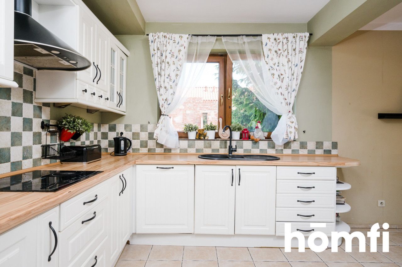 HOUSE IN QUIET AND GREEN | 5 ROOMS | WARDROBE | GARAGE | PLOT 18 AR | BY THE NIEPOŁOMICE FOREST | STANIĄTKI MUNICIPALITY NIEPOŁOMICE - House - Sale - Wielicki, Niepołomice / Staniątki