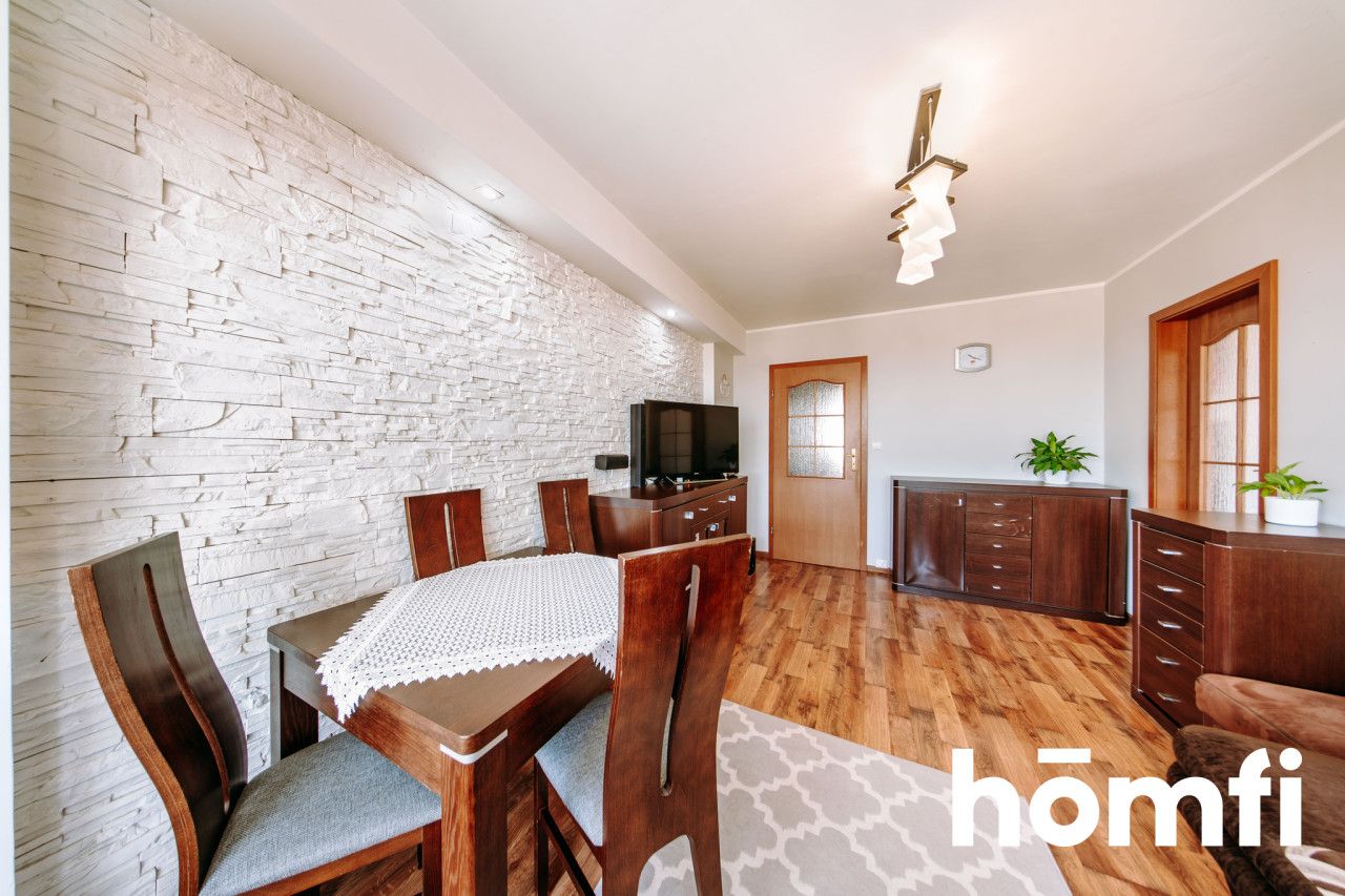 Zapraszamy do zakupu wyjątkowego 3-pokojowego mieszkania położonego na 11. piętrze w jednej z najbardziej pożądanych lokalizacji w Toruniu - osiedlu Rubinkowo. - Mieszkanie - Sprzedaż - Toruń, Rubinkowo