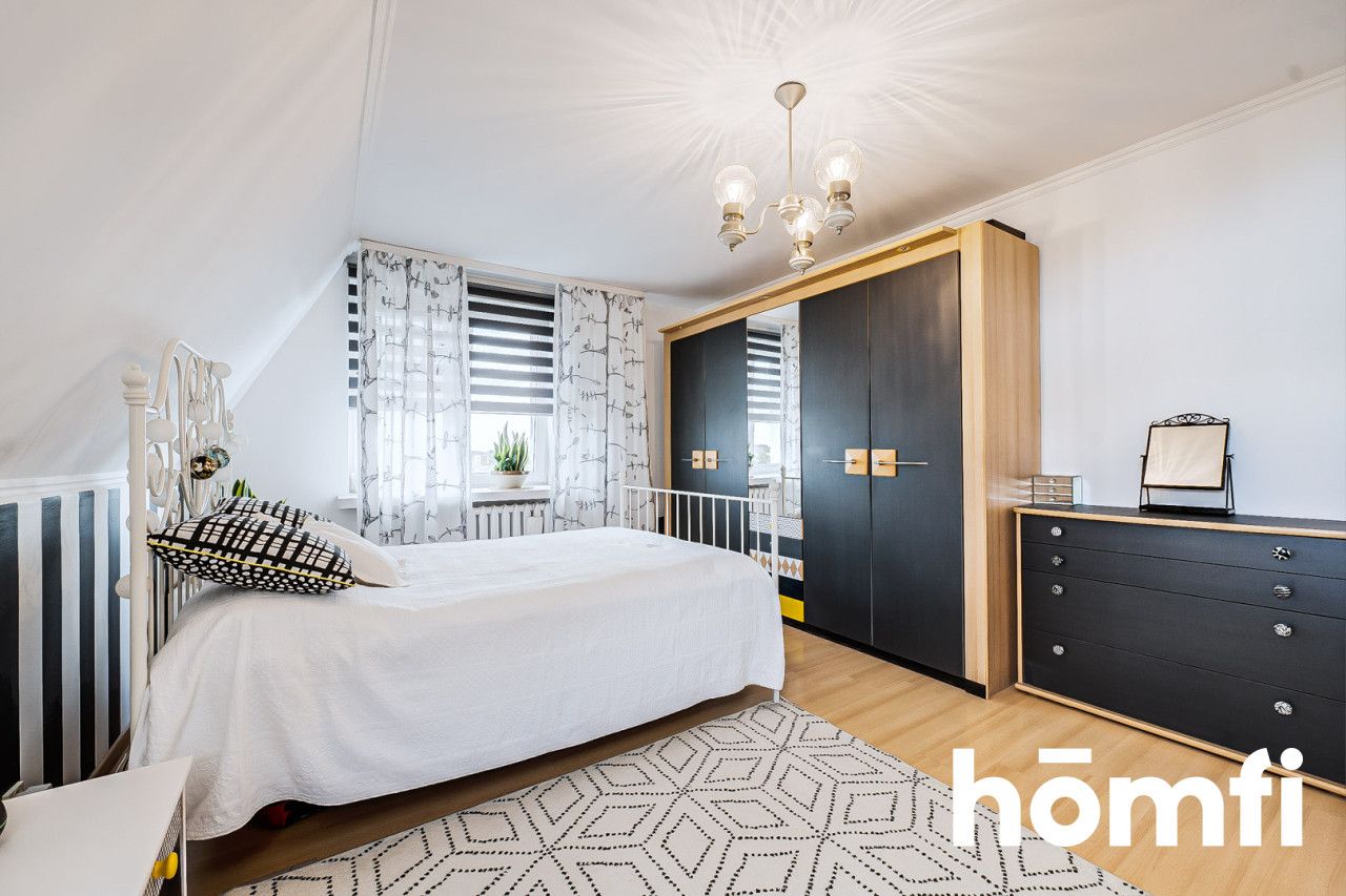 Przestronne i w pełni rozkładowe mieszkanie na najwyższym piętrze bloku - Mieszkanie - Sprzedaż - Radom, Borki