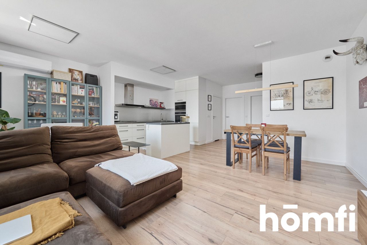 3-pokojowe mieszkanie 70m2 + 2x garaż i komórka - ul. Krakowska - Mieszkanie - Sprzedaż - Wrocław, Krzyki