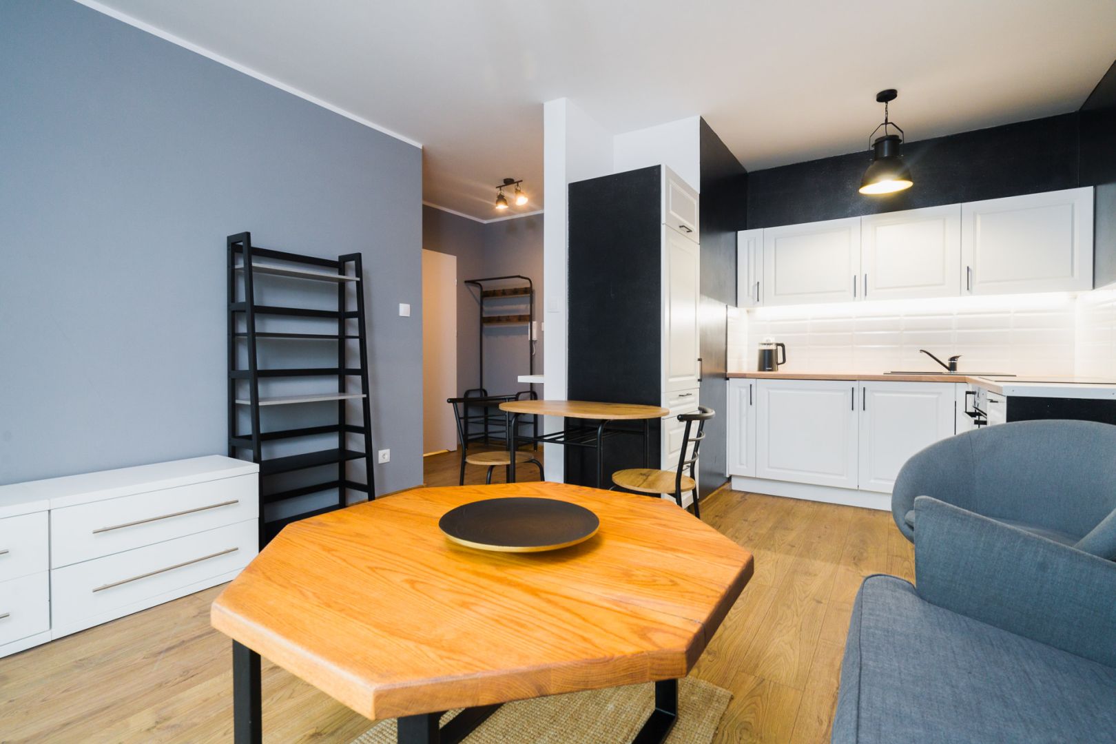 Do wynajęcia kawalerka w zielonej części Olsztyna - Mieszkanie - Wynajem - Olsztyn, Brzeziny