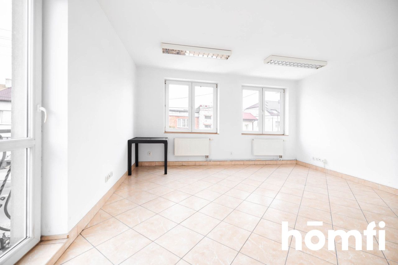 Budynek handlowo-usługowy w Centrum Opola Lub. - Lokal użytkowy - Sprzedaż - Opolski, Opole Lubelskie