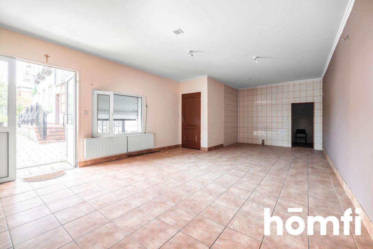 Budynek handlowo-usługowy w Centrum Opola Lub. - Lokal użytkowy - Sprzedaż - Opolski, Opole Lubelskie