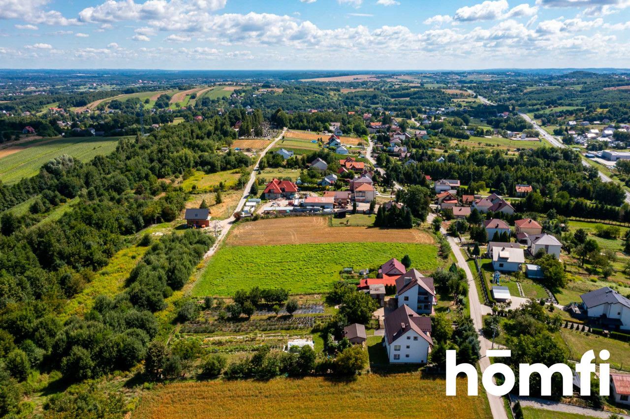 House with a view on a 22-are plot - House - Sale - Wielicki, Biskupice / Bodzanów