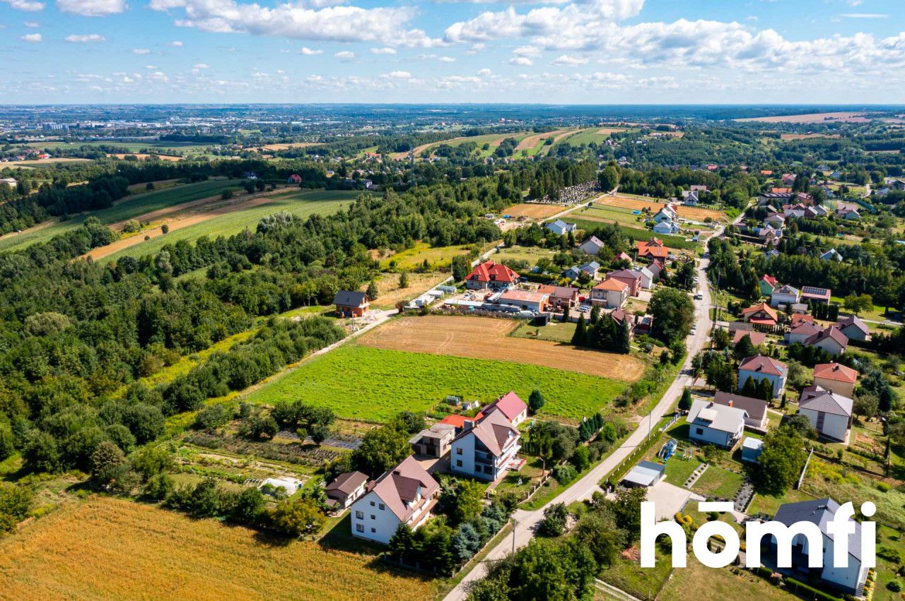 House with a view on a 22-are plot - House - Sale - Wielicki, Biskupice / Bodzanów